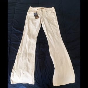 BRAND NEW W/Tag Paige Jeans ❤️❤️
